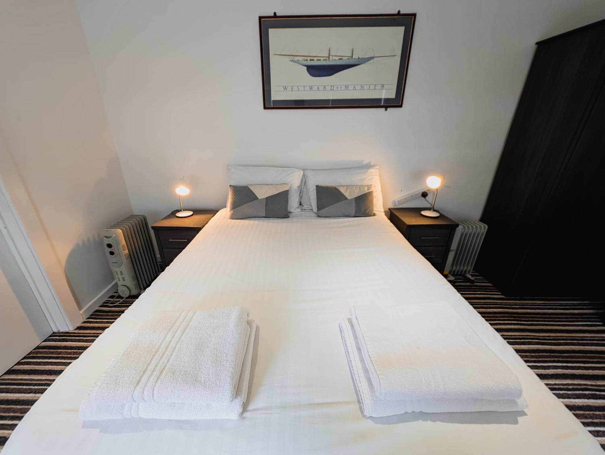Bay & Harbour Holiday Apartments & Rooms Only Weston-super-Mare Ngoại thất bức ảnh