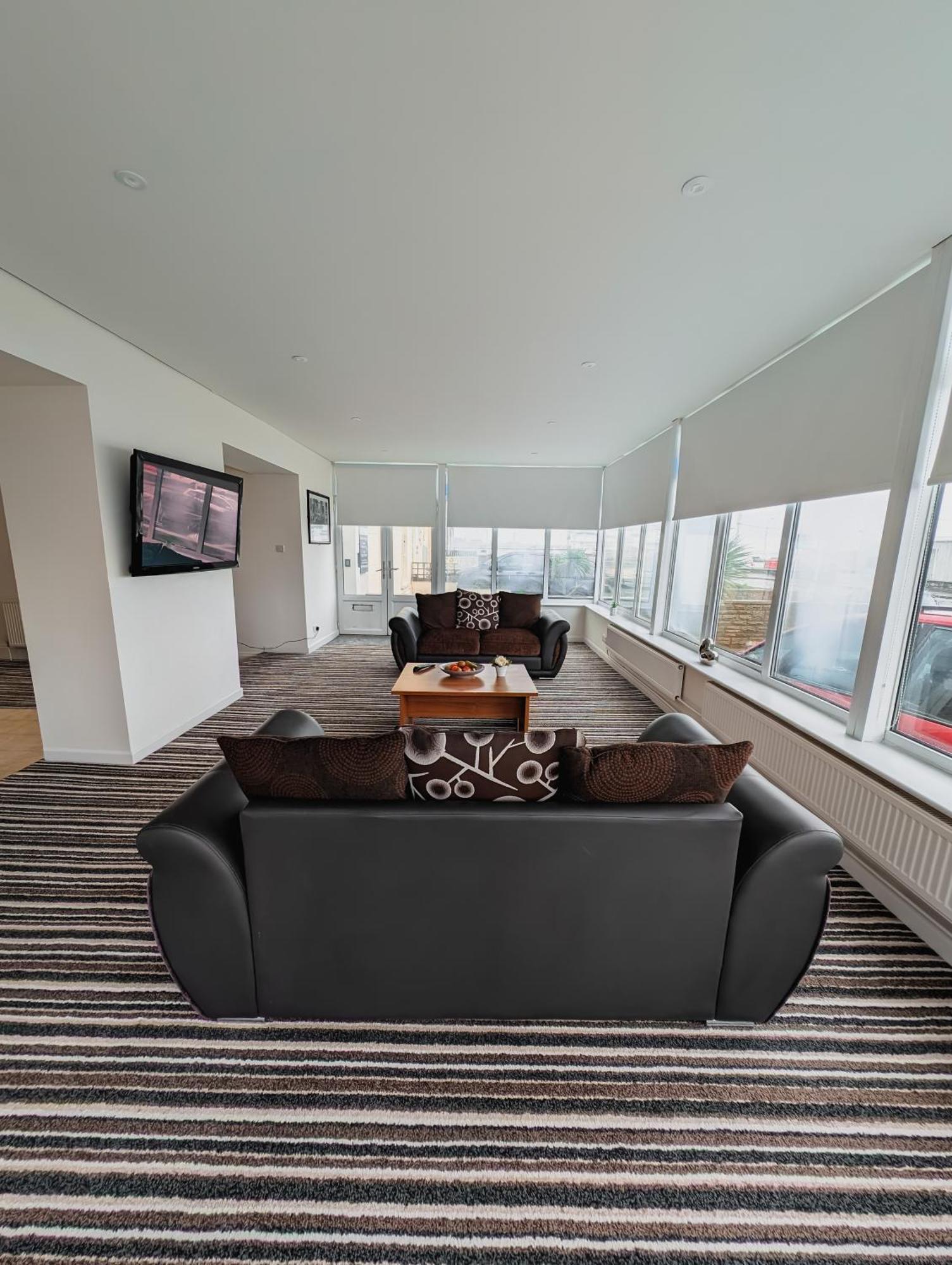 Bay & Harbour Holiday Apartments & Rooms Only Weston-super-Mare Ngoại thất bức ảnh