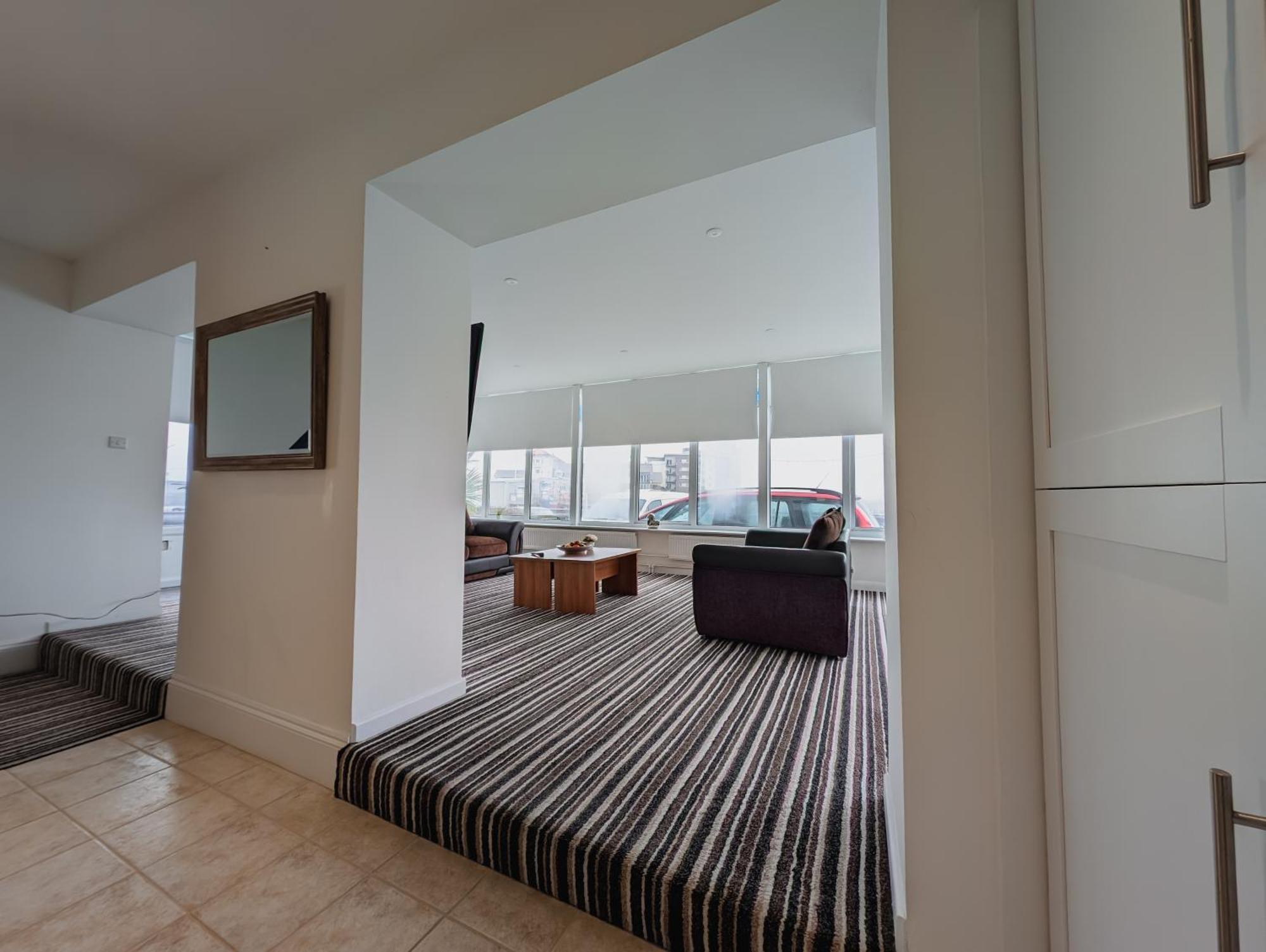 Bay & Harbour Holiday Apartments & Rooms Only Weston-super-Mare Ngoại thất bức ảnh