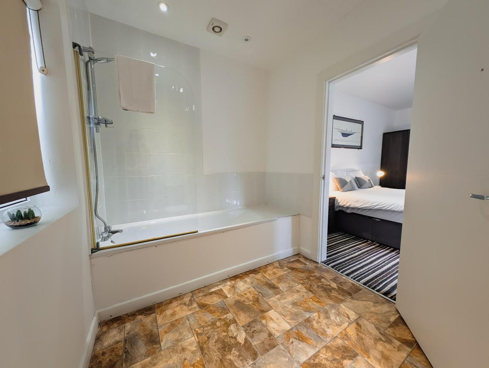Bay & Harbour Holiday Apartments & Rooms Only Weston-super-Mare Ngoại thất bức ảnh