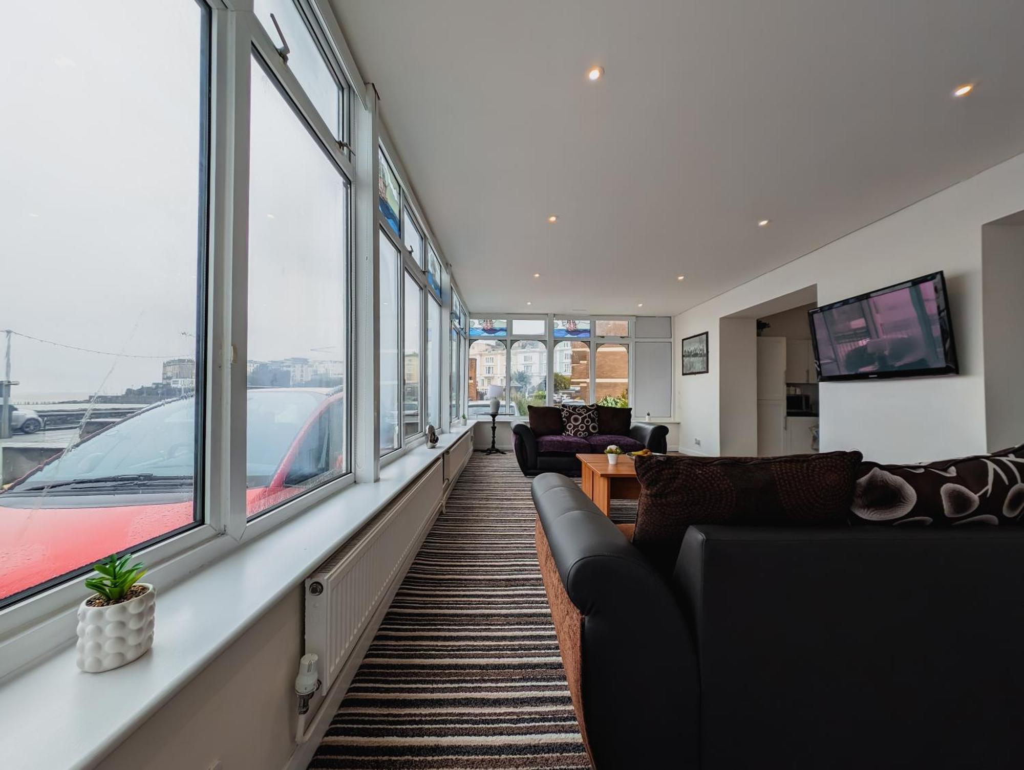 Bay & Harbour Holiday Apartments & Rooms Only Weston-super-Mare Ngoại thất bức ảnh