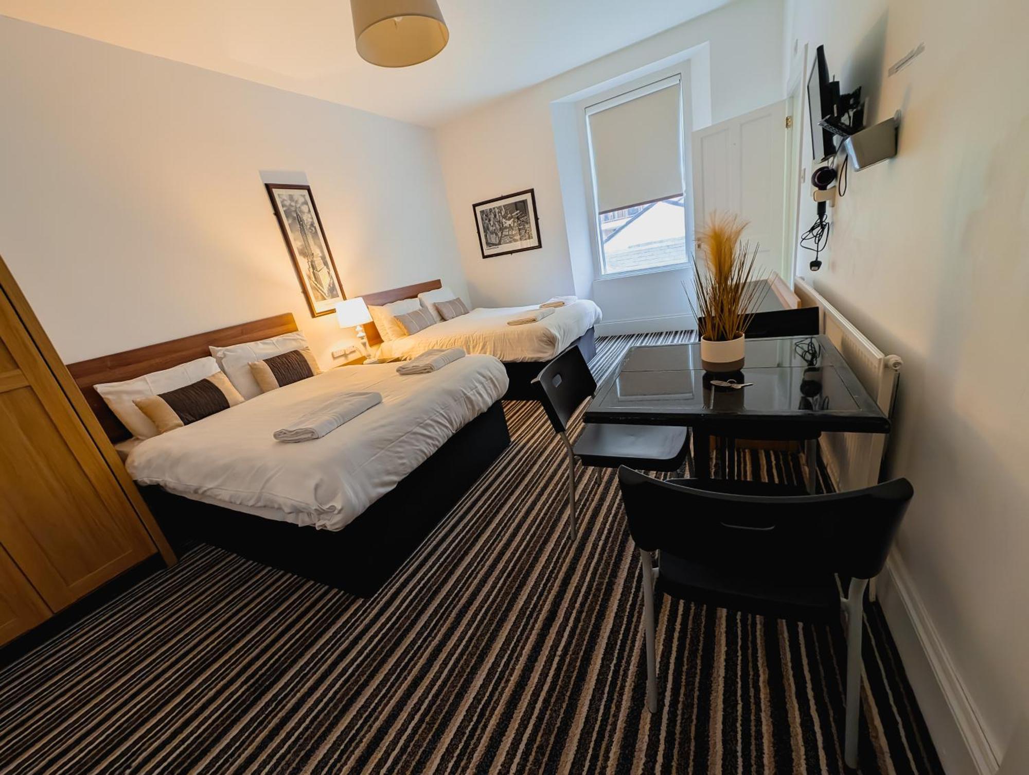 Bay & Harbour Holiday Apartments & Rooms Only Weston-super-Mare Ngoại thất bức ảnh